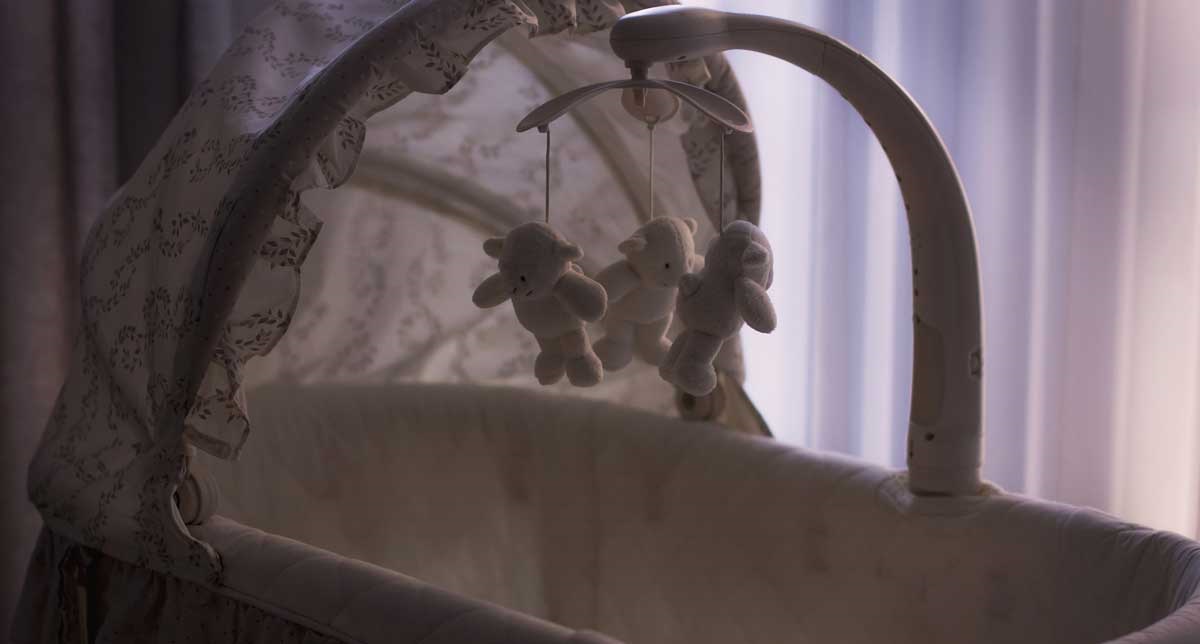 Cos'è una culla cosleeping e quali vantaggi si hanno per la neomamma?